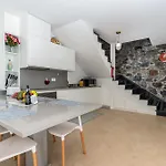 Tatil Evi Mouras House, Arco da Calheta (Madeira)