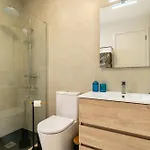 Mouras House, Tatil Evi