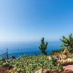 Tatil Evi Mouras House, *