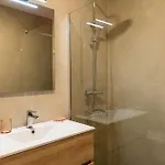 Mouras House, Tatil Evi