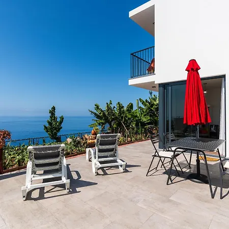 Mouras House, Vakantiehuis