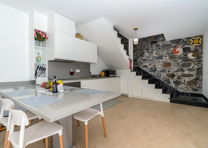 Casa vacanze Mouras House, Arco da Calheta (Madeira)